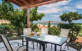 Romantic Corner Maisonette house
