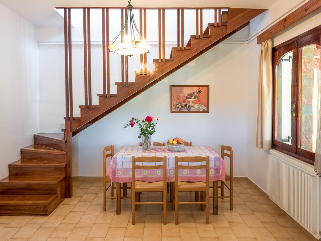 Romantic Corner Maisonette house Stalós Extérieur photo
